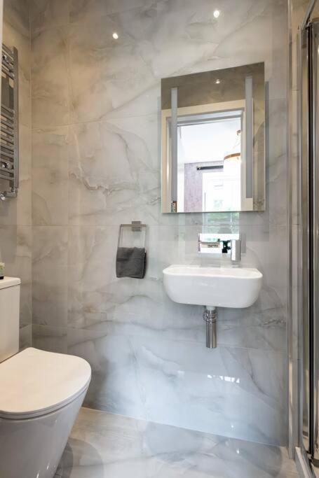 1Lsr - High-End Luxury 2 Bed Designer Apartment London Exterior foto